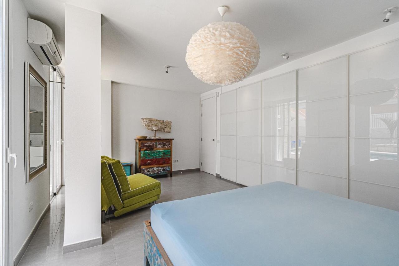 Modern 3Bdr Villa With Heated Pool El Medano  Luaran gambar